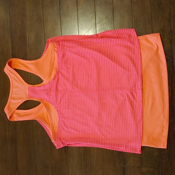 Workout Tank - Picture 3 of 3